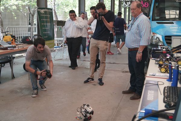 stand tecnologia 7